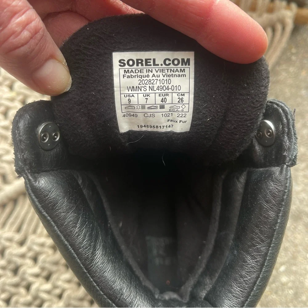 Sorel Winter Boots Women’s Size 9